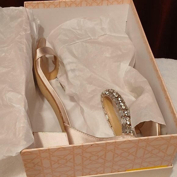 BADGELY MISCHKA SANDALS - Picture 4 of 5